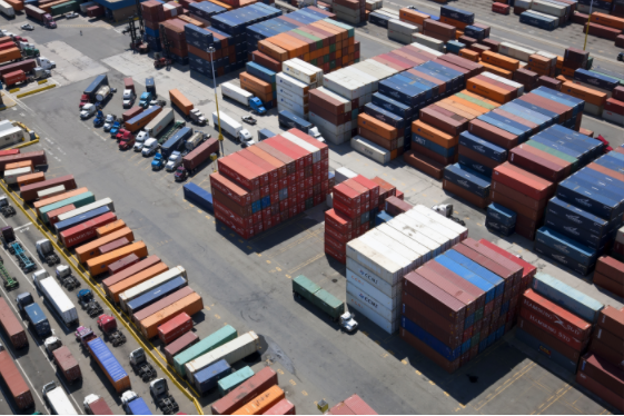 前三季度港口集裝箱、貨物吞吐量公布